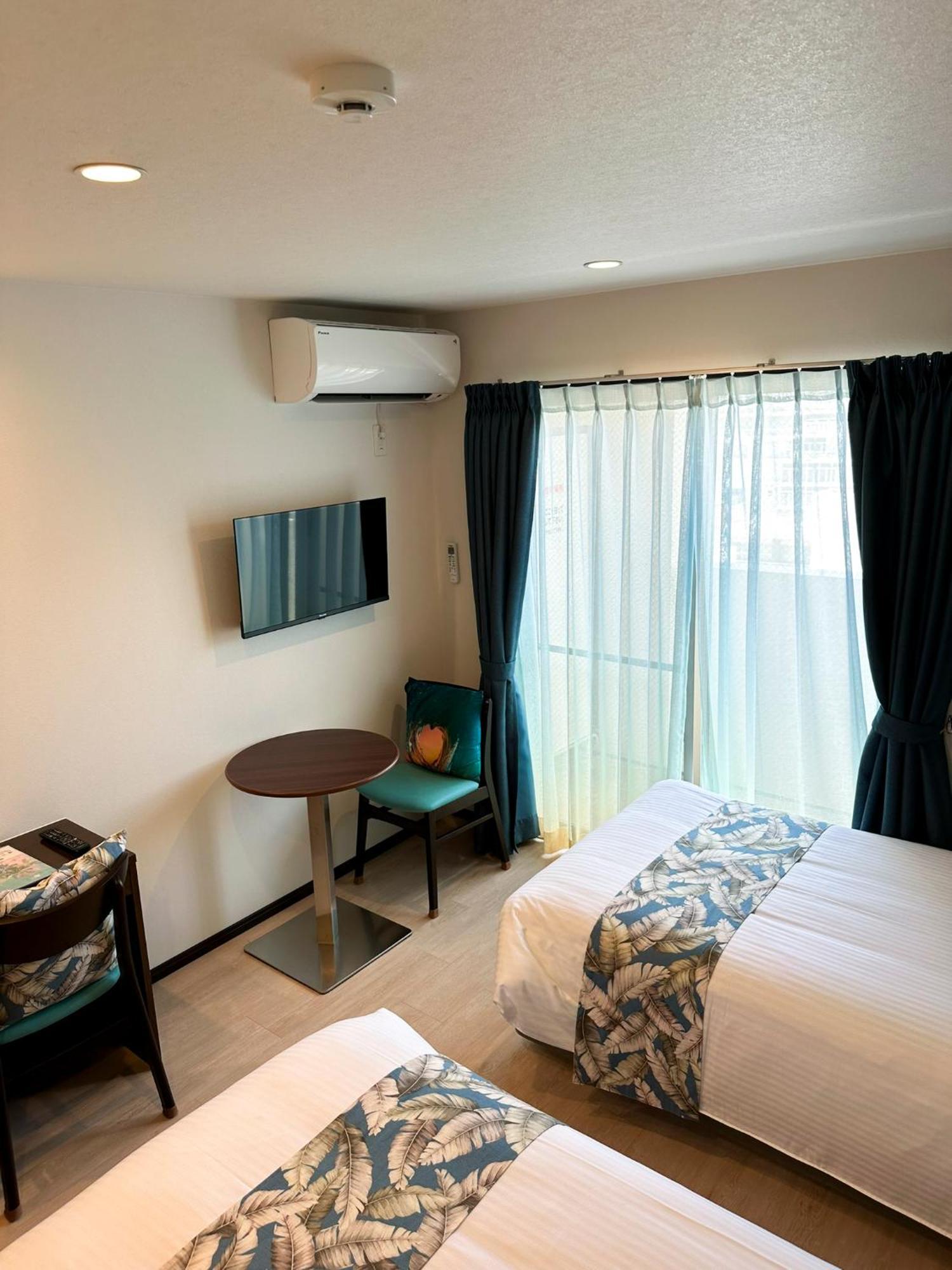 Kohala　Hotel นาฮะ ภายนอก รูปภาพ